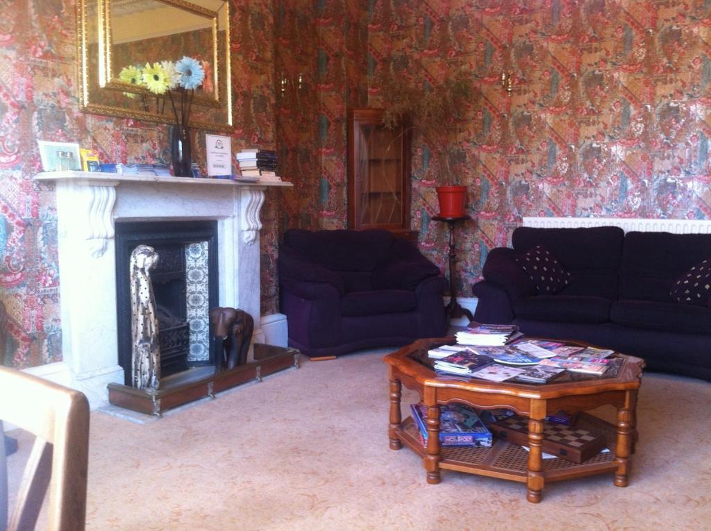 Adelaide House Otel Luton  Dış mekan fotoğraf